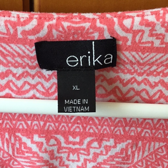 Woman’s loose-fitting top by erika, peachy pink ikat print, size XL - Picture 3 of 16